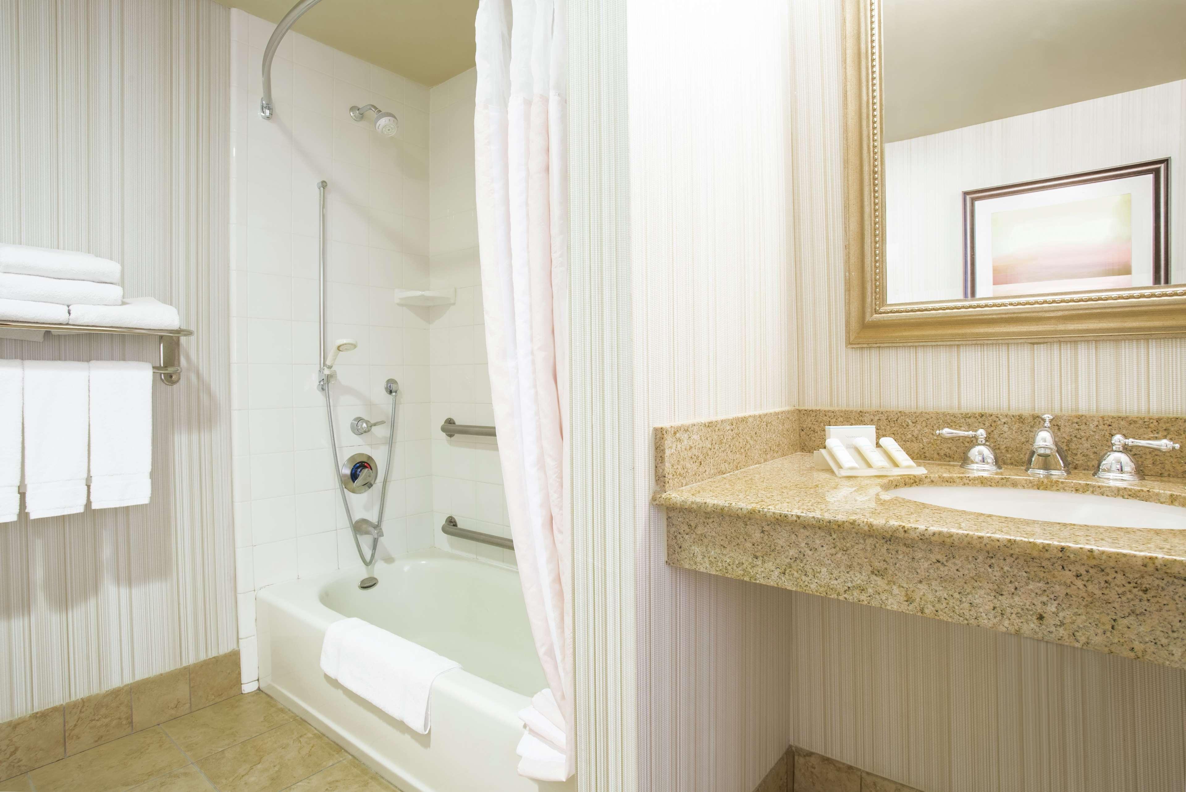 Hilton Garden Inn San Diego/Rancho Bernardo Poway Exterior photo